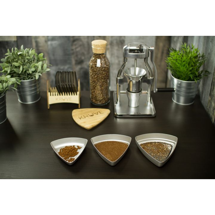 Kruve Sifter Plus Bean Silver 15-delige koffieset met precisiezeef en Brewler