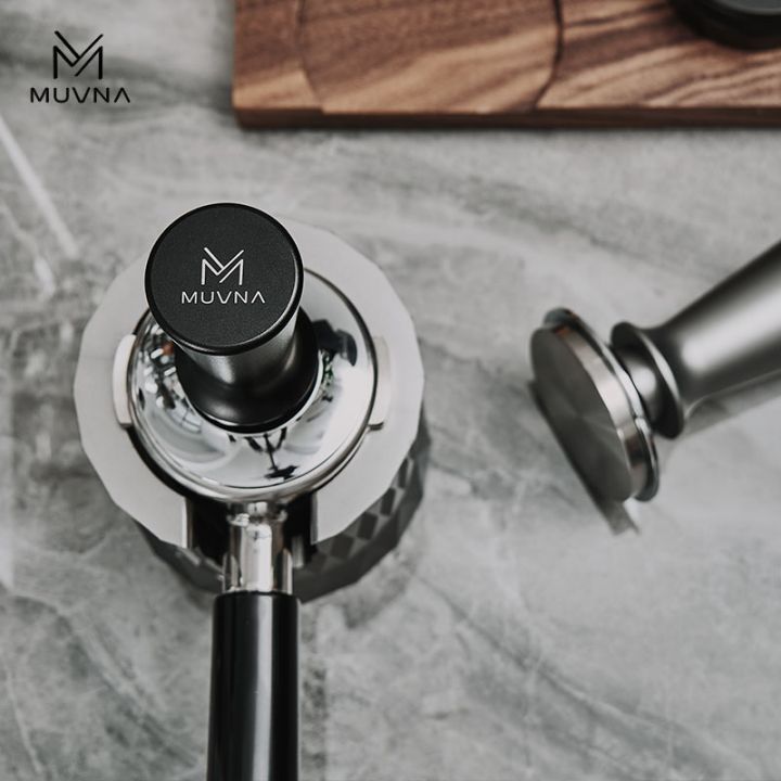 MUVNA Constant Pressure Tamper Threaded Bottom zwart 58mm tweede generatie