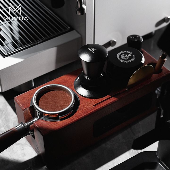 MUVNA Multifunctional Tamper Station red shadow wood 58mm met lade